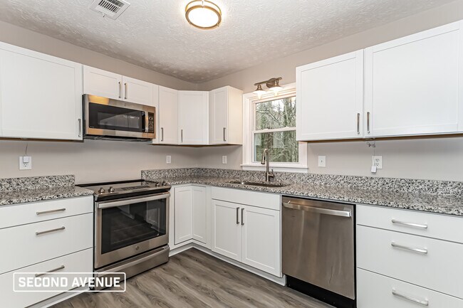 Photo - 958 Ellison Ct