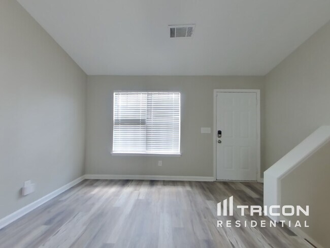 Photo - 902 Shiloh Ridge Run NW