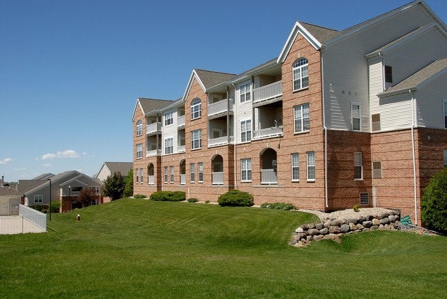Camden Court Apartments