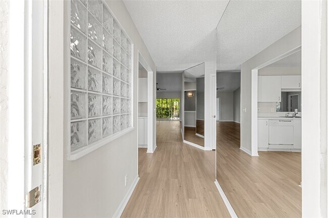 Photo - 7785 Esmeralda Way Unidad M202