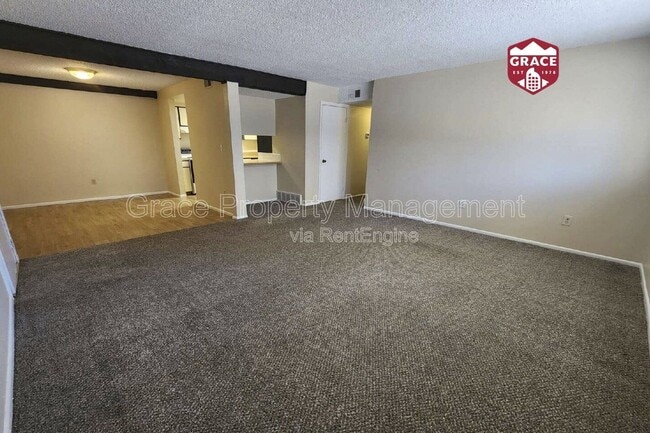 Building Photo - 12196 N Melody Dr Unit Apt 101