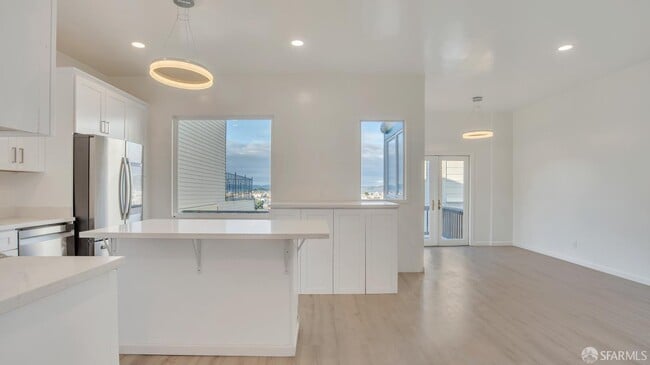 Photo - 2612 Greenwich St
