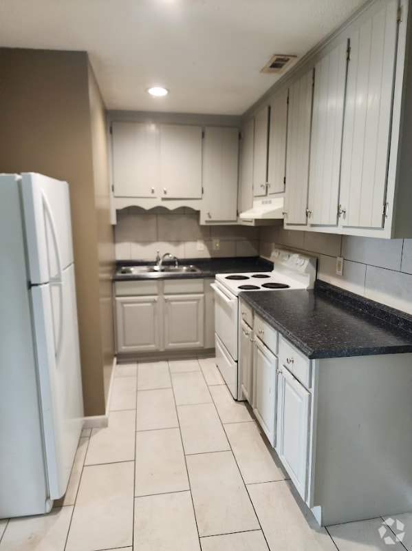 Building Photo - 5766 Aftonshire Dr Rental