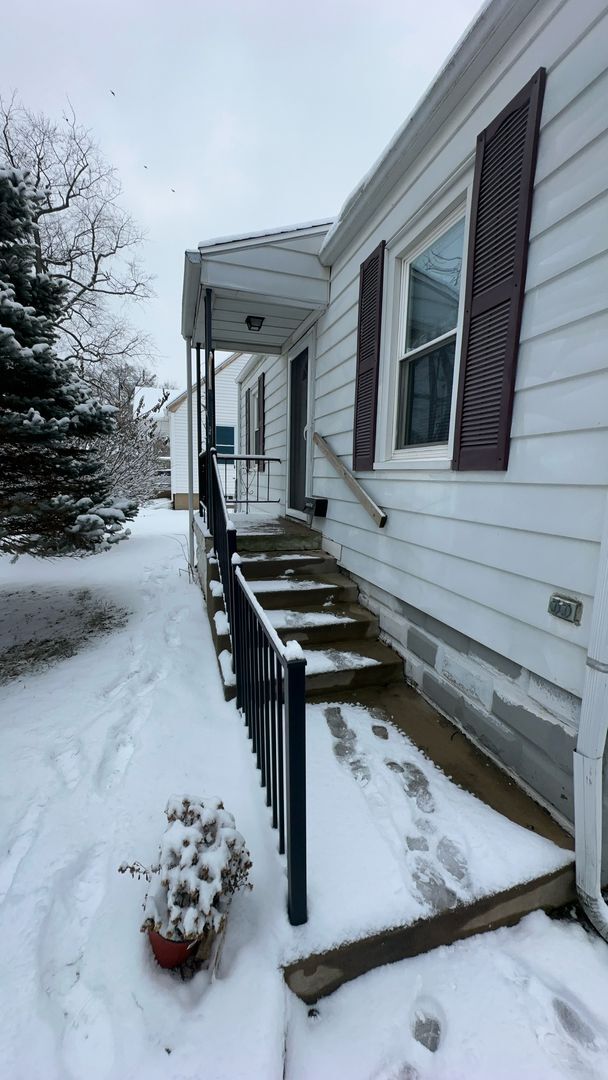 Photo - House with Garage for Rent 2 BR/ 2BA in Peoria 61604