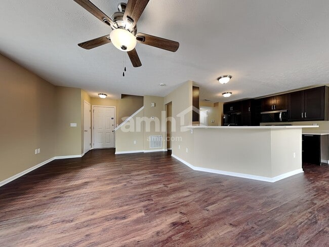 Photo - 7730 Hillsdowne Cir