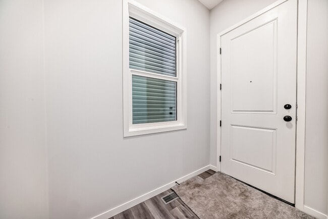 Photo - 237 Lucas Place NW