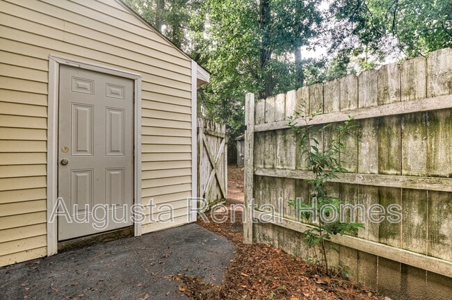 Photo - 137 Chalet North CT