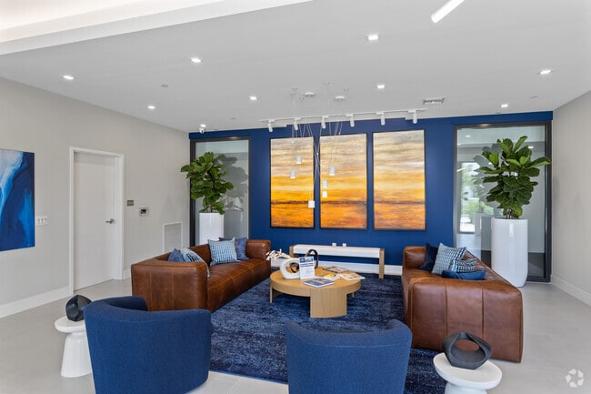 Photo - Avery Lake Worth Beach