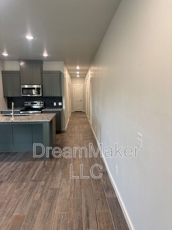 Photo - 1026 Riva Pkwy