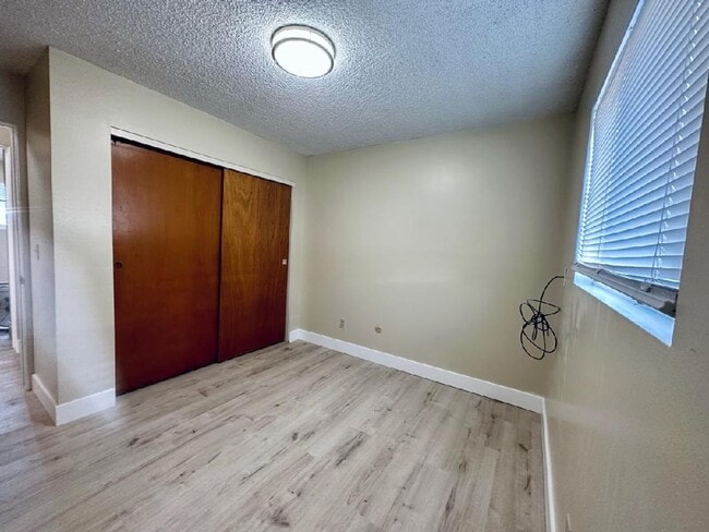 Photo - Knowles 4-Plex Unit 322 Knowles