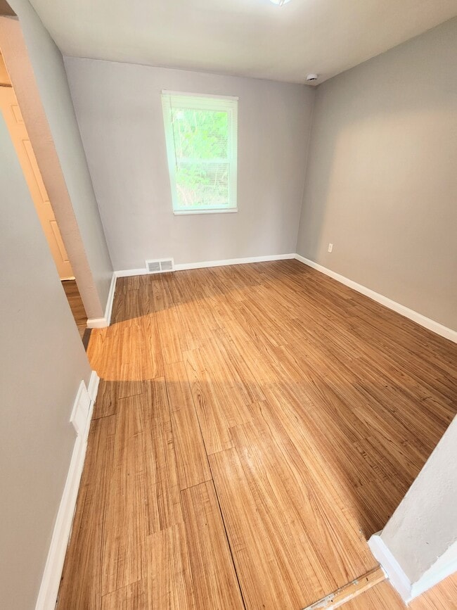 Photo - 459 Idlewood Rd