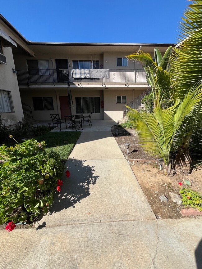 Photo - 210 S Catalina Ave