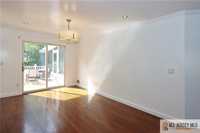 Photo - 1299 Kline Pl