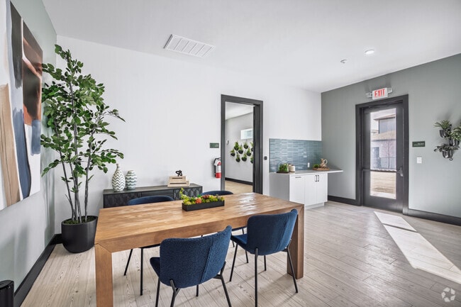 Resident Lounge - Oasis at Round Rock