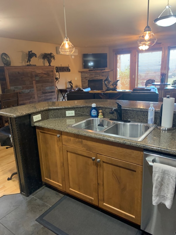 Building Photo - 7175 US-93 Unit 2-100