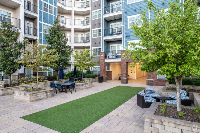 Courtyard - District Flats