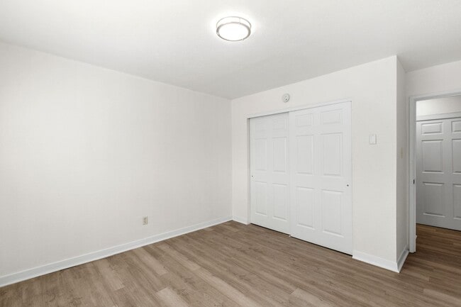 Photo - Tower Grove Gem Unit 205