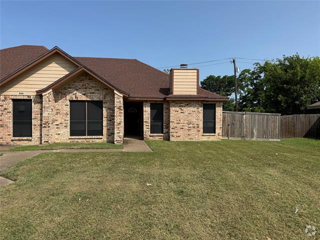 Building Photo - 922 Westover Dr Rental