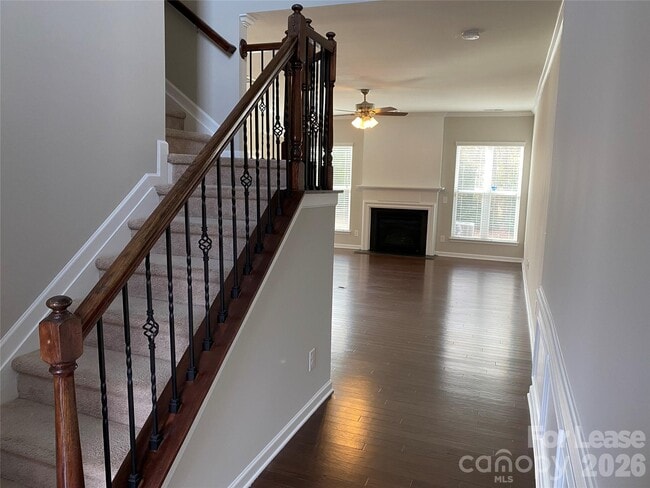 Photo - 15630 Canmore Street