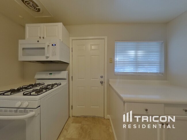 Photo - 1928 Glenwood Dr