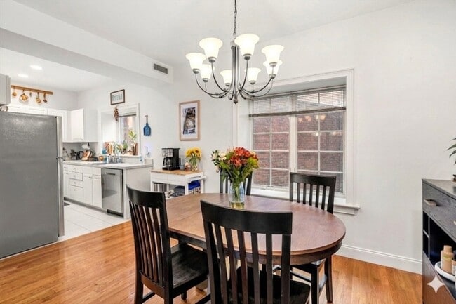 Photo - 190 Endicott St