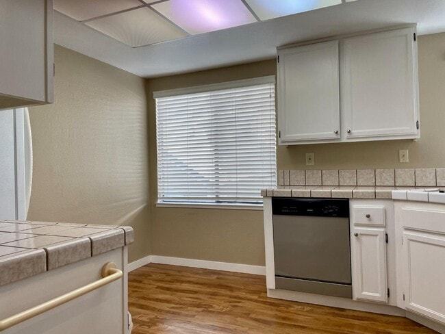 Photo - 2157 Vista Del Mar