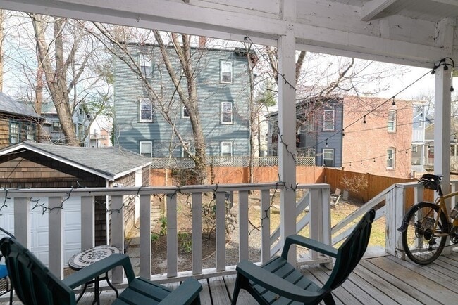Photo - 402 Putnam Ave Unit 1