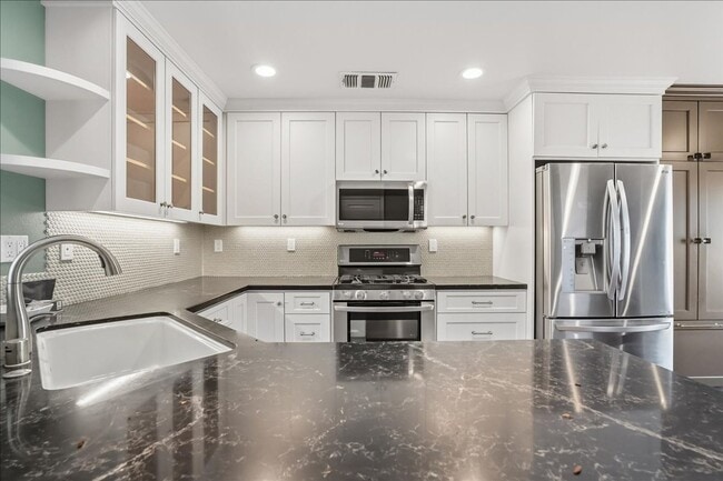 Photo - 3224 Via Verde Terrace