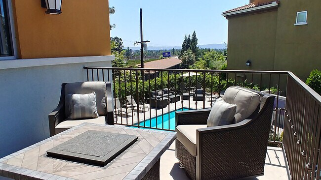 Almeria Townhomes