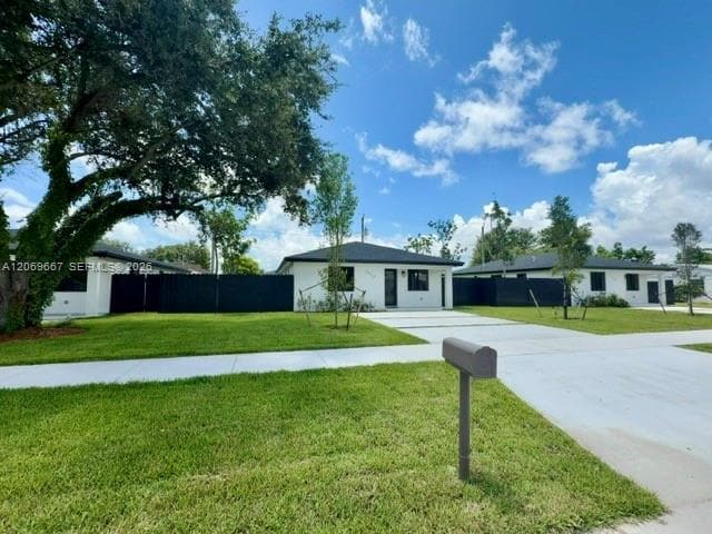 Photo - 2420 NW 154th St