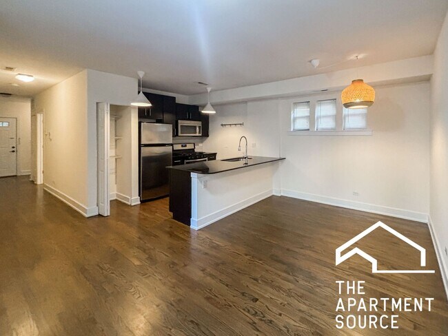 Building Photo - 5060 N Winchester Ave Unit 1W