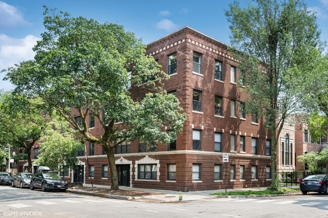 Building Photo - 1253 W Roscoe St Unit 1 Rental