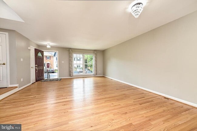 Photo - 1020 Smartts Ln NE