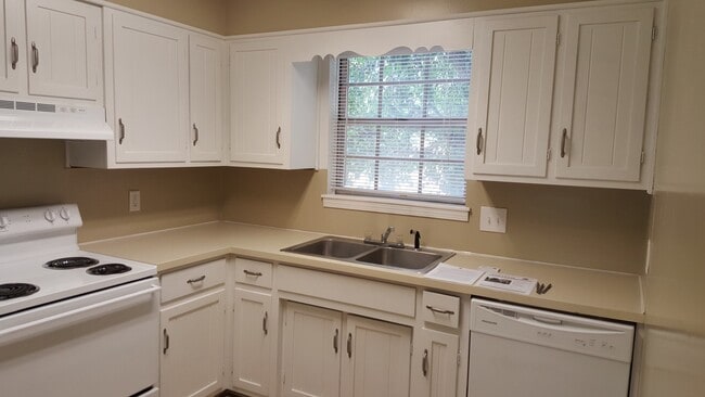 Photo - Chapel Hill Apartments- Hoover, AL Unit 2272