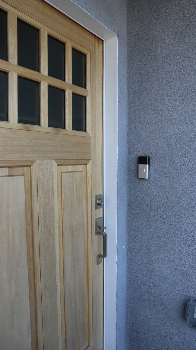 Photo - 5239 Auckland Ave Unidad 1