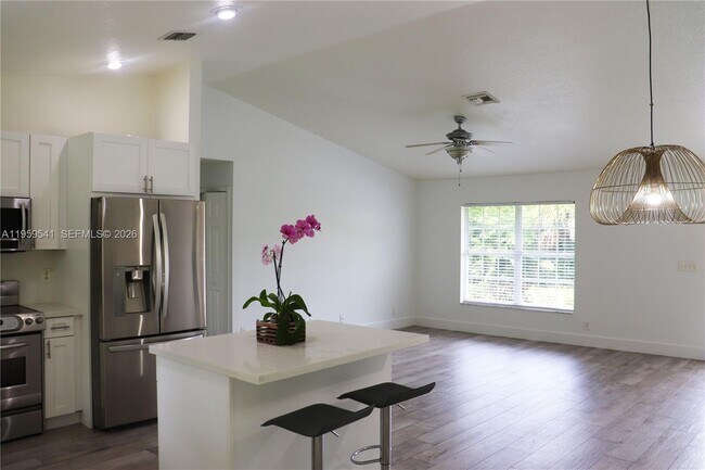 Photo - 16930 W Mead Hill Dr