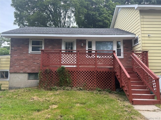 Building Photo - 2250 NY-302 Unit 1