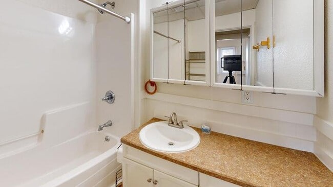 Photo - 1200 1st St NW