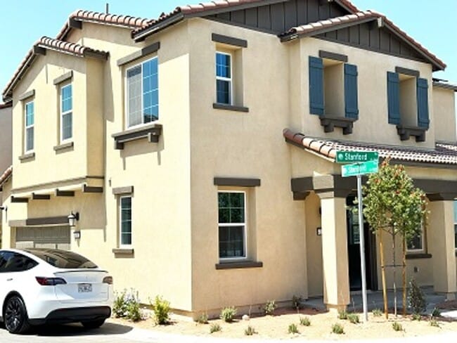 Photo - New house in a Brand new community in the heart of desert close to Freeway I 10