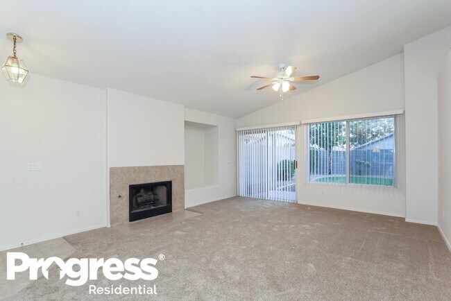 Photo - 8547 W Laurel Ln