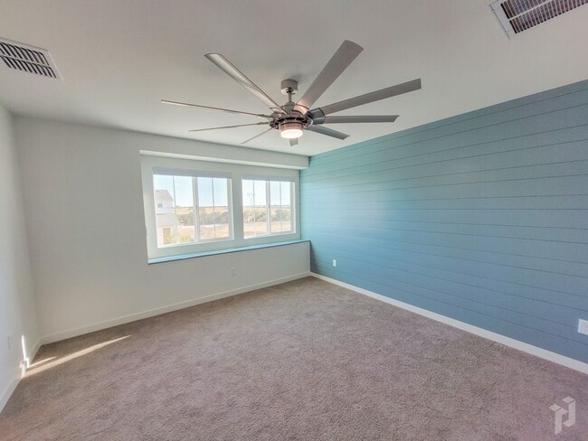 Photo - MOVE IN SPECIALL!!! $500 OFF FIRST MONTH'S...