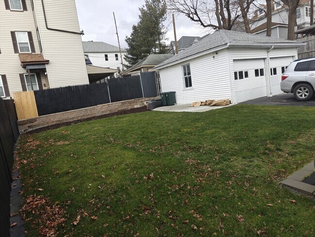 Photo - 452 Osborn St Unit 2