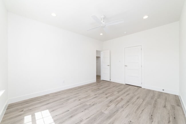 Photo - 11924 N Hoa Sen Cir