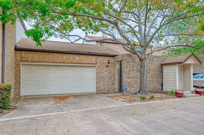 Building Photo - 2555 Bering Dr Unit 26 Rental