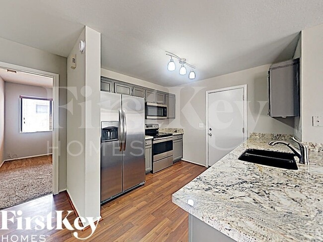 Photo - 3167 W Foothill Dr
