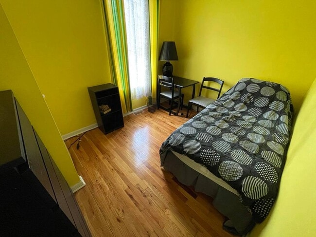 Photo - 540 S 48th St