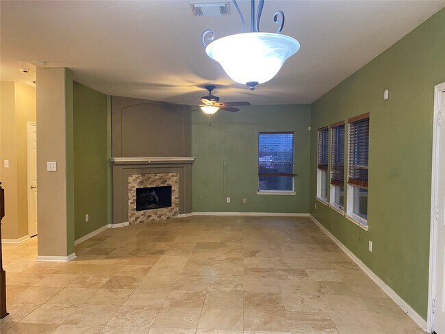 Photo - 2714 Orchard Creek Ln