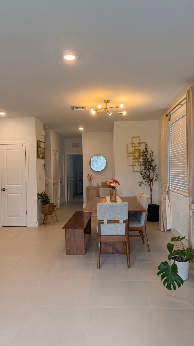 Photo - 16942 SW 2nd Ct