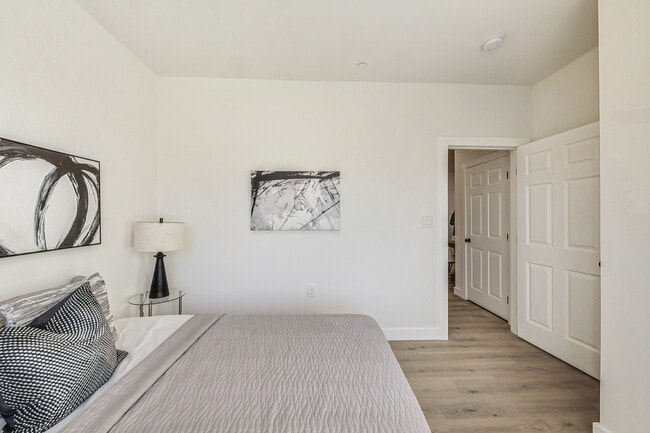 Photo - 2495 Alabama Ave, LLC