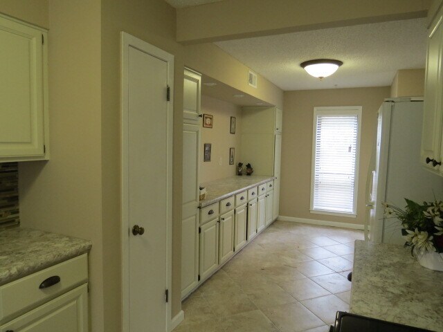 Photo - 6719 Fossil Creek Rd